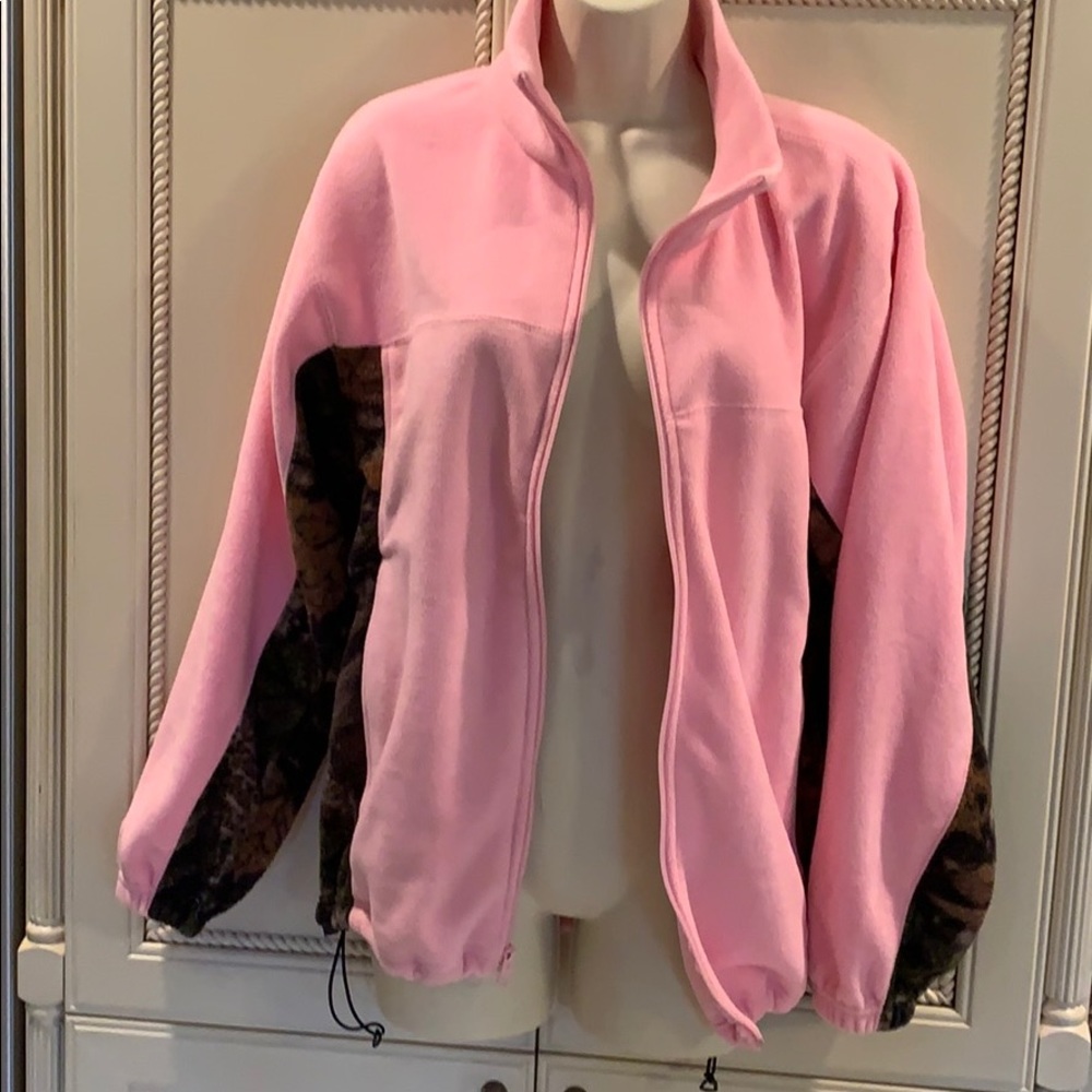 Wood’n Trail Pink & Camouflage Fleece Zip Up Jacket Sm